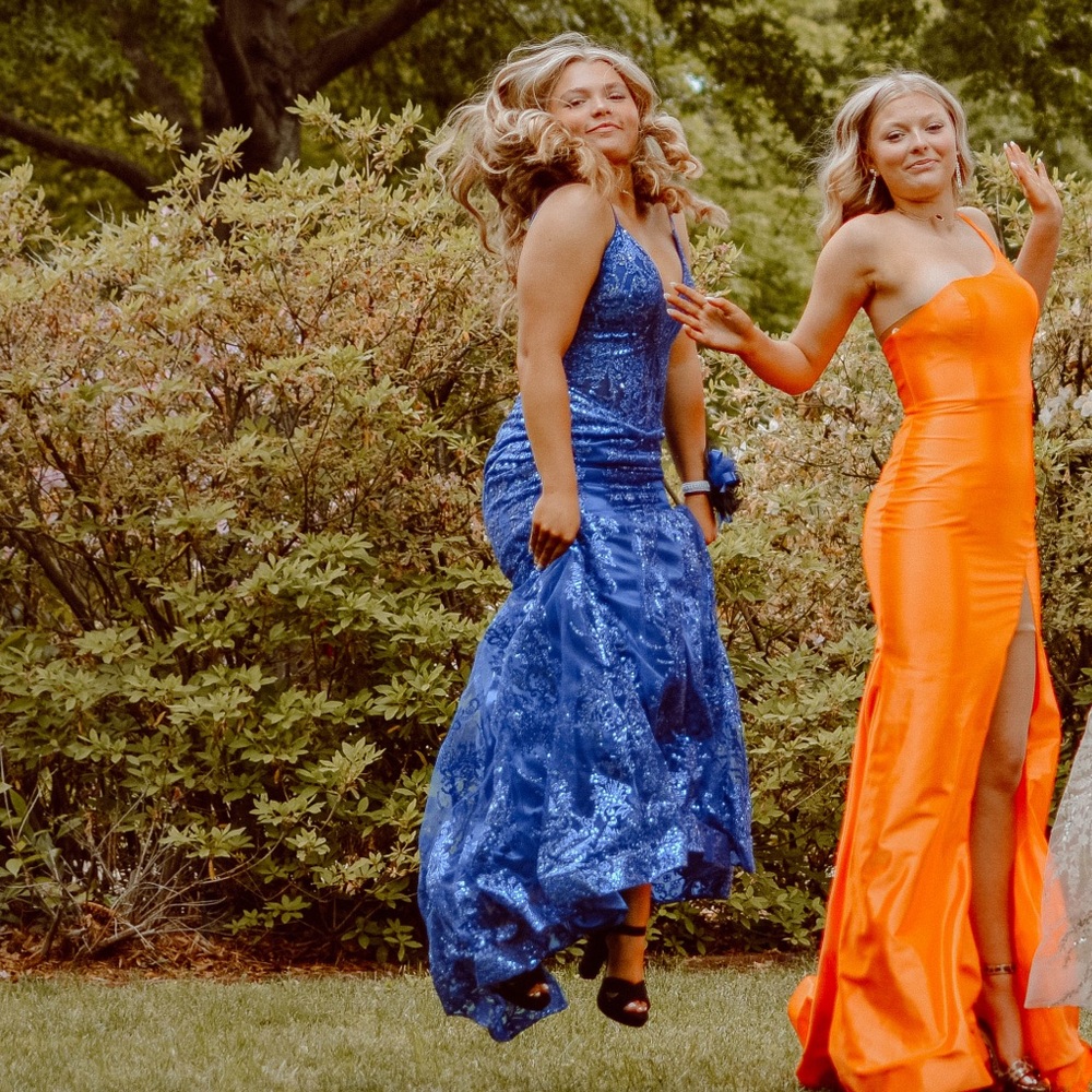 Blue prom dress